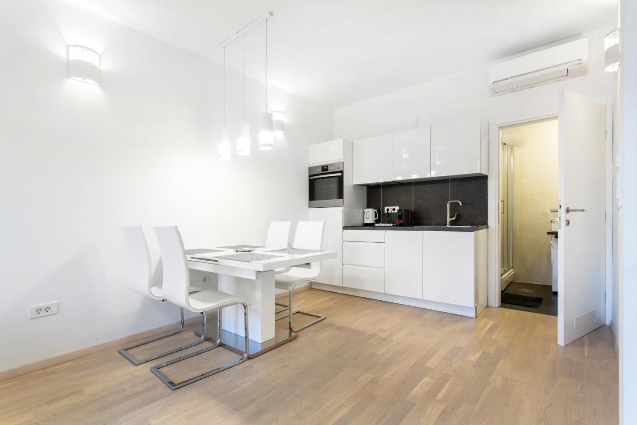 Urban Style Apartments By Loft Ljubljana Bagian luar foto